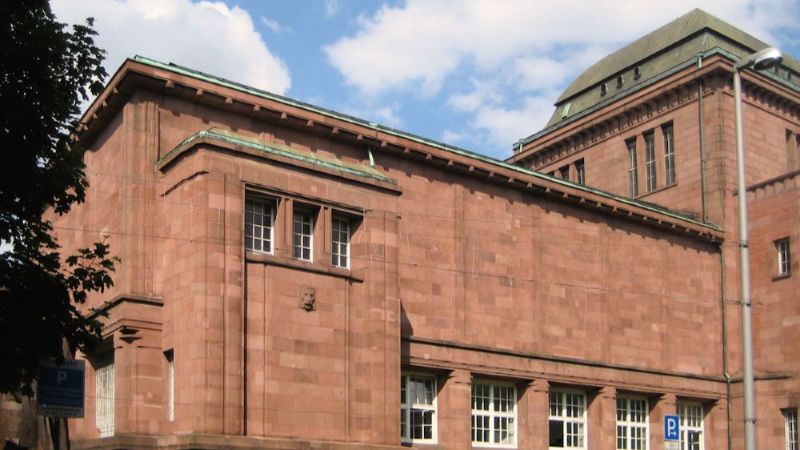 Der Billing-Bau, ein Gebäude der Kunsthalle Mannheim aus dem Jahr 1907, wurde komplett saniert. Die verschiedenen Maßnahmen sollen die Energiekosten um 25% reduzieren. 