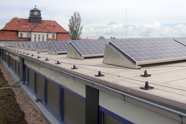 The photovoltaic system is located on the roof 