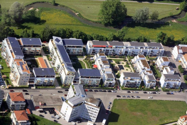 The findings from the realisation of the PlusEnergy housing estate 